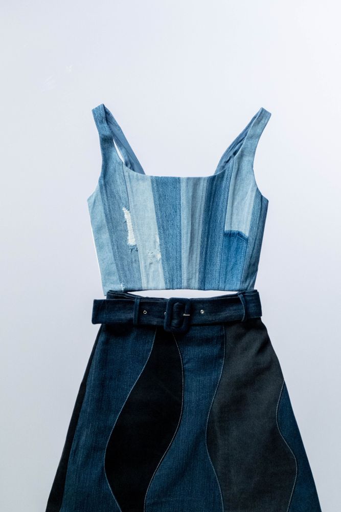 Corset et jupe en jean patchwork
